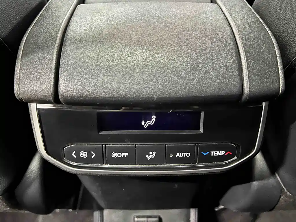 Highlander 2022 380T four-wheel drive premium version 7 seats купить на сайте DeffCars