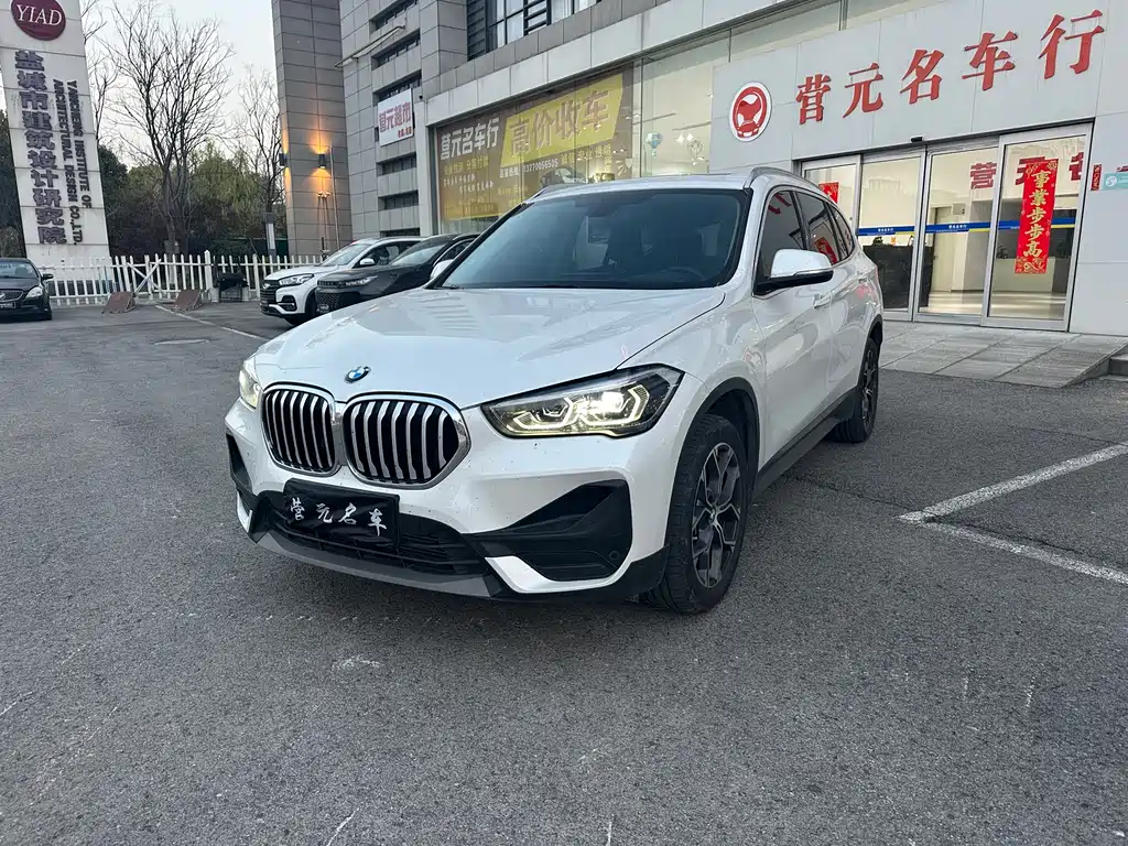 BMW X1 2022 sDrive25Li Leading Model купить на сайте DeffCars