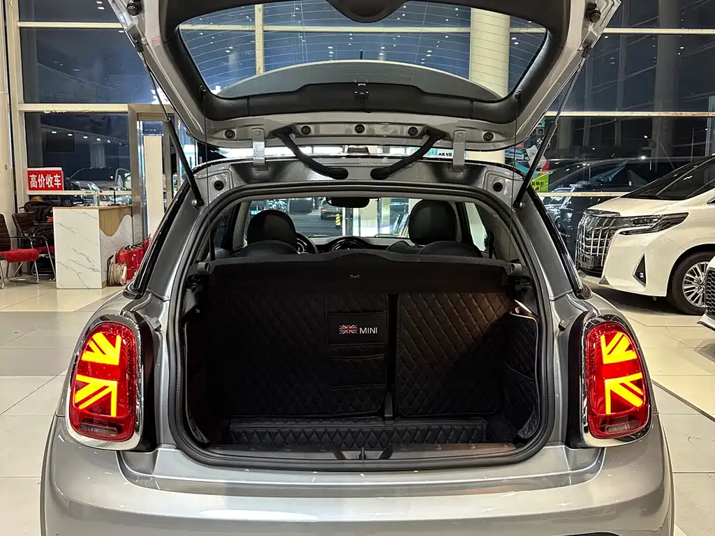 MINI 2023 facelift 1.5T COOPER artist купить на сайте DeffCars