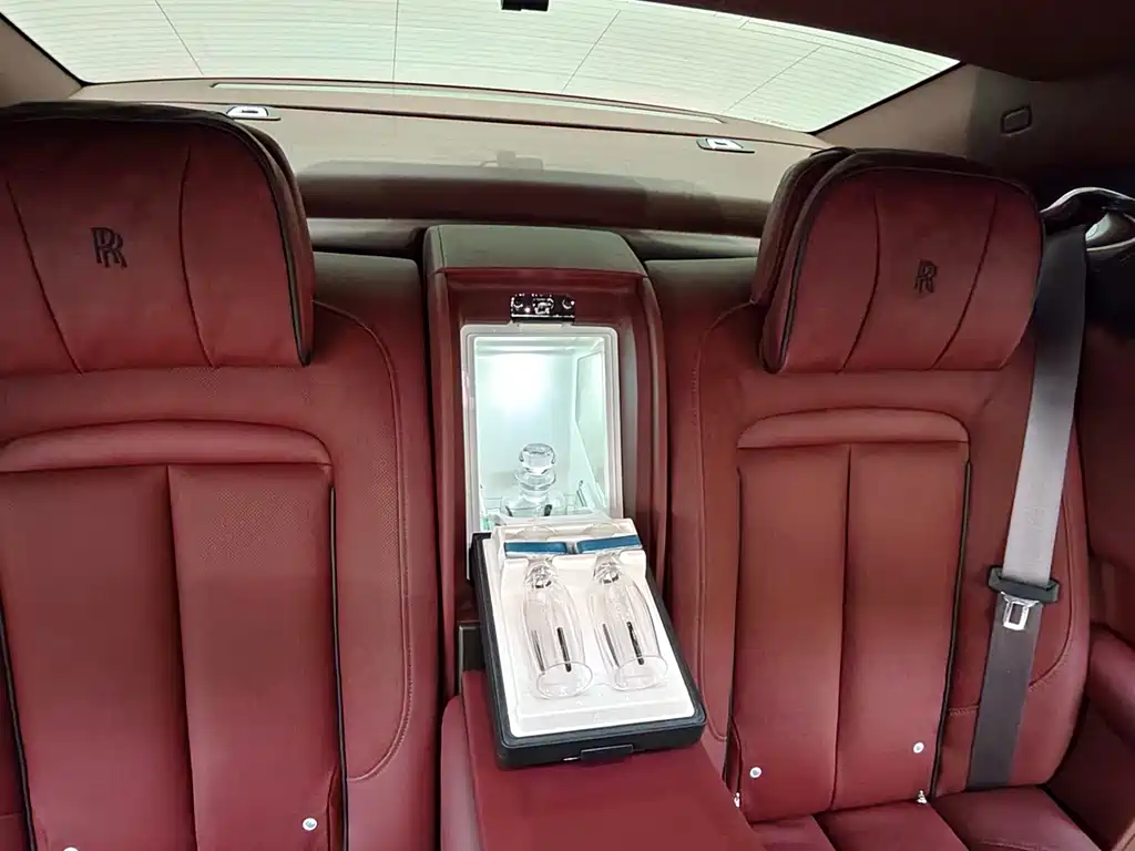 Ghost 2021 6.7T standard wheelbase version купить на сайте DeffCars