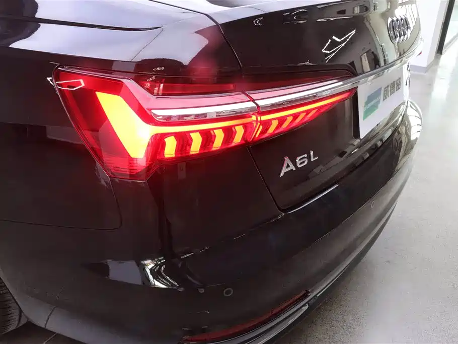 Audi A6L 2022 45 TFSI Premium Elegant Model купить на сайте DeffCars