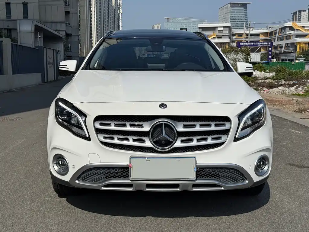 Mercedes-Benz GLA 2017 GLA 220 4MATIC Fashion Model купить на сайте DeffCars