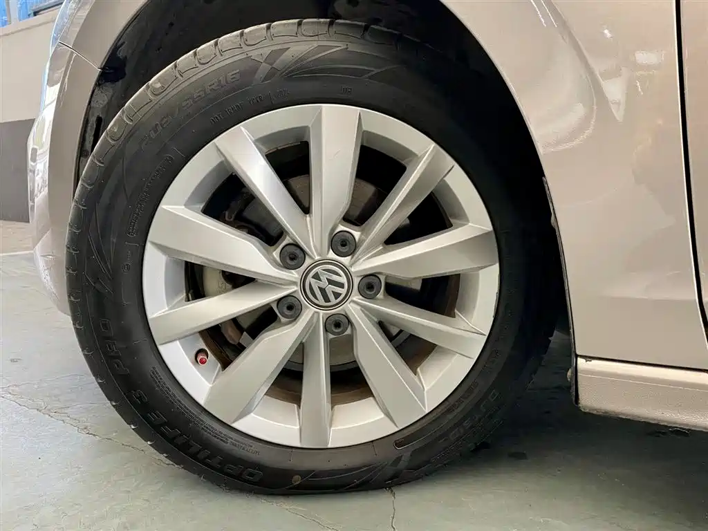 Bora 2019 facelift 1.5L automatic comfort model National VI купить на сайте DeffCars