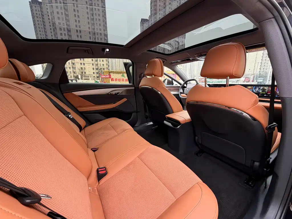Lantu Chasing Light 2024 PHEV four-wheel drive ultra-long range flagship version купить на сайте DeffCars