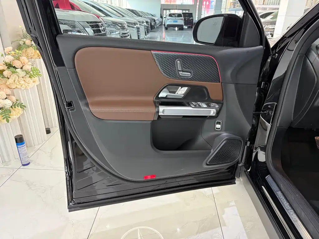 Mercedes-Benz GLB 2025 GLB 220 Dynamic купить на сайте DeffCars