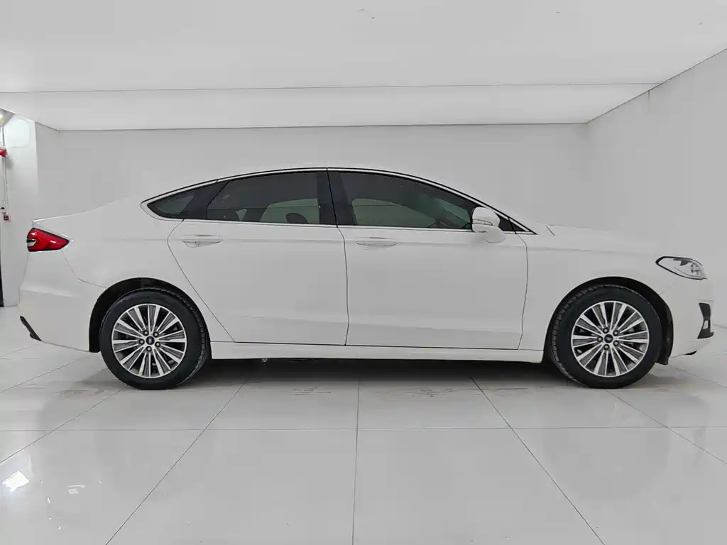 Mondeo New Energy 2018 2.0 PHEV Smart Control Fashion National VI купить на сайте DeffCars
