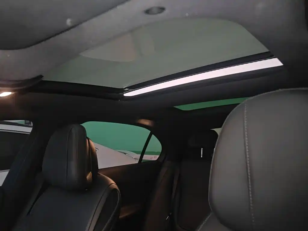 Mercedes-Benz C-Class 2024 facelift C 260 L sports version купить на сайте DeffCars