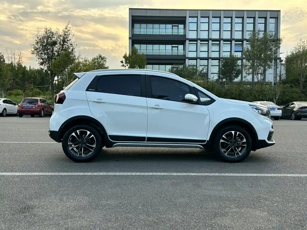 Vision X3 2019 upgraded version 1.5L CVT Elite купить на сайте DeffCars