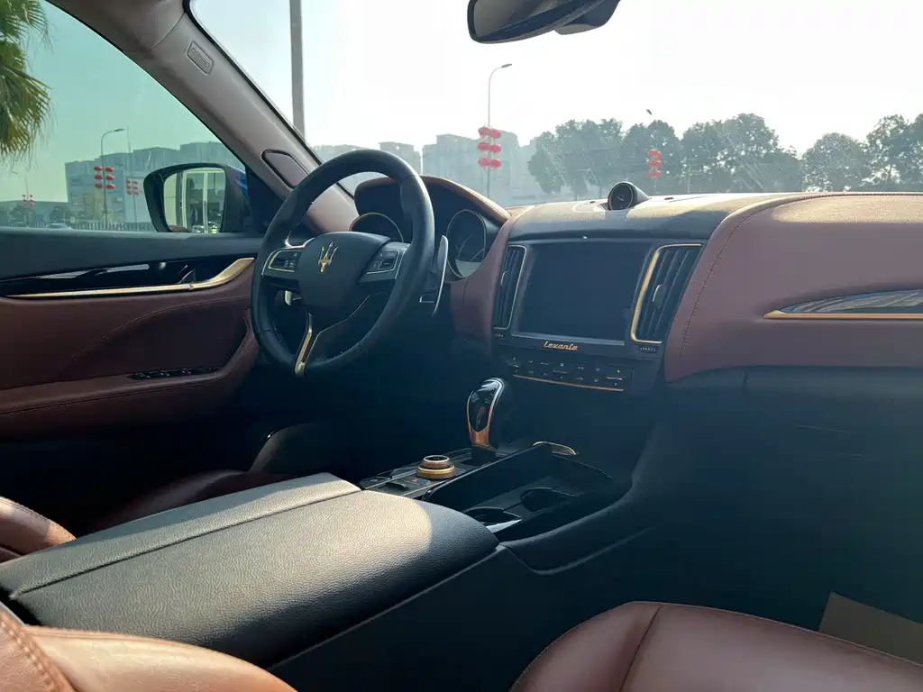 Levante 2016 3.0T standard model купить на сайте DeffCars