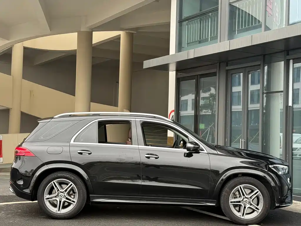 Mercedes-Benz GLE 2024 GLE 450 4MATIC Fashion Model купить на сайте DeffCars