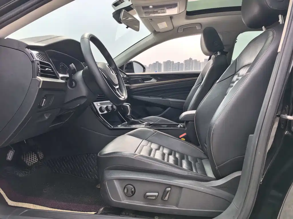 Passat 2019 330TSI Elite Edition National VI купить на сайте DeffCars