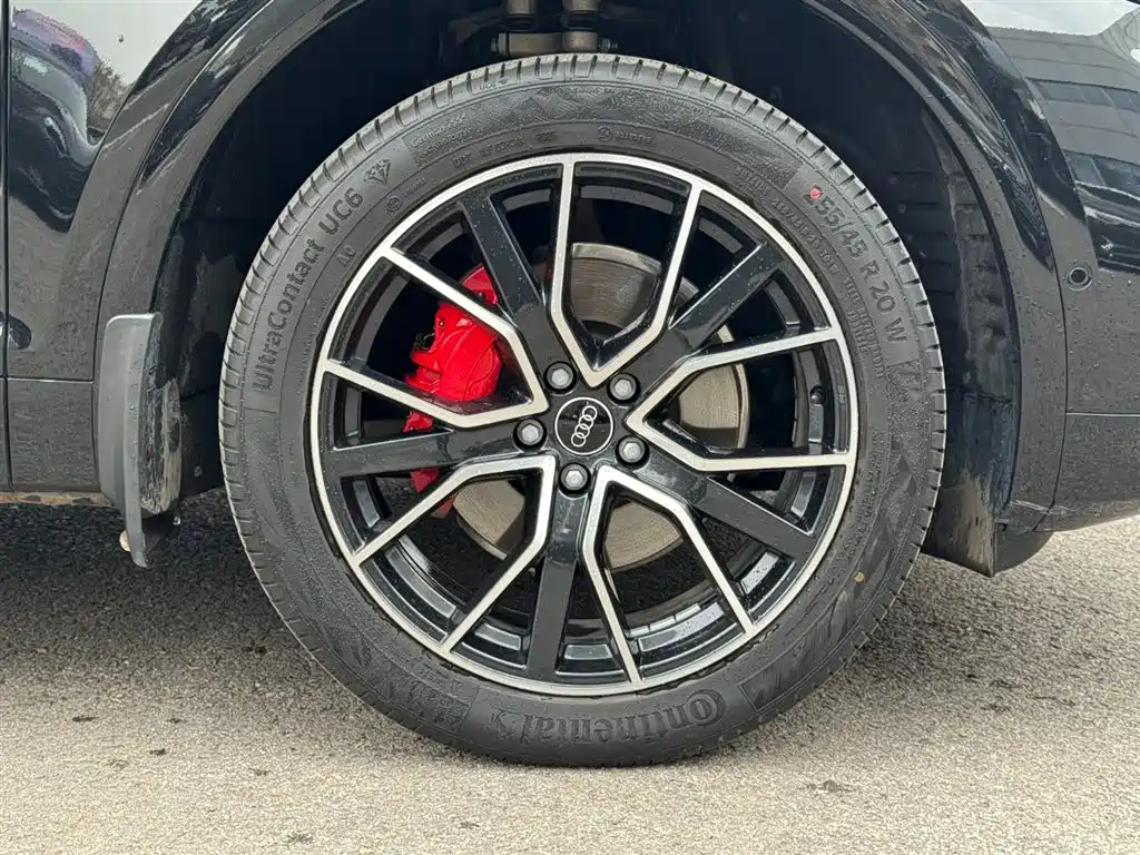 Audi Q5L 2024 45 TFSI luxury and dynamic model купить на сайте DeffCars