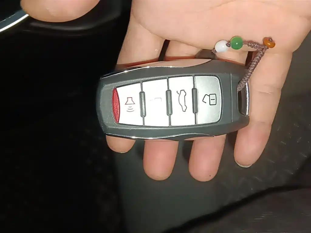 Haval M6 2021 PLUS 1.5T DCT Elite Intelligent Connected Model купить на сайте DeffCars