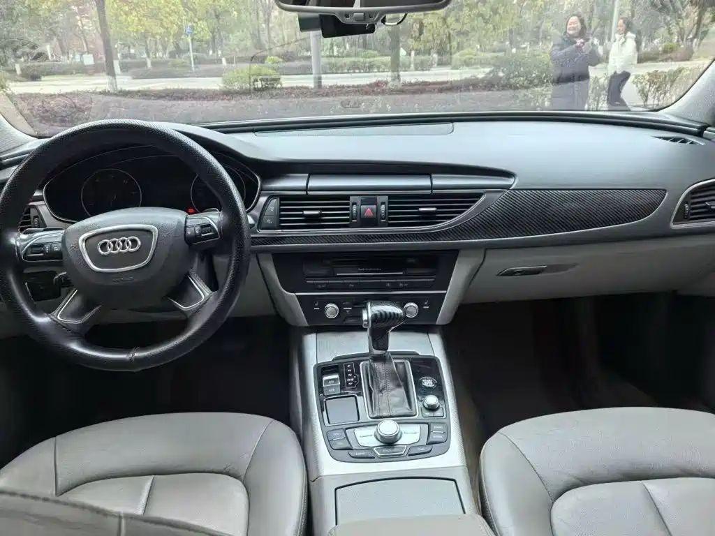Audi A6L 2012 TFSI standard model купить на сайте DeffCars