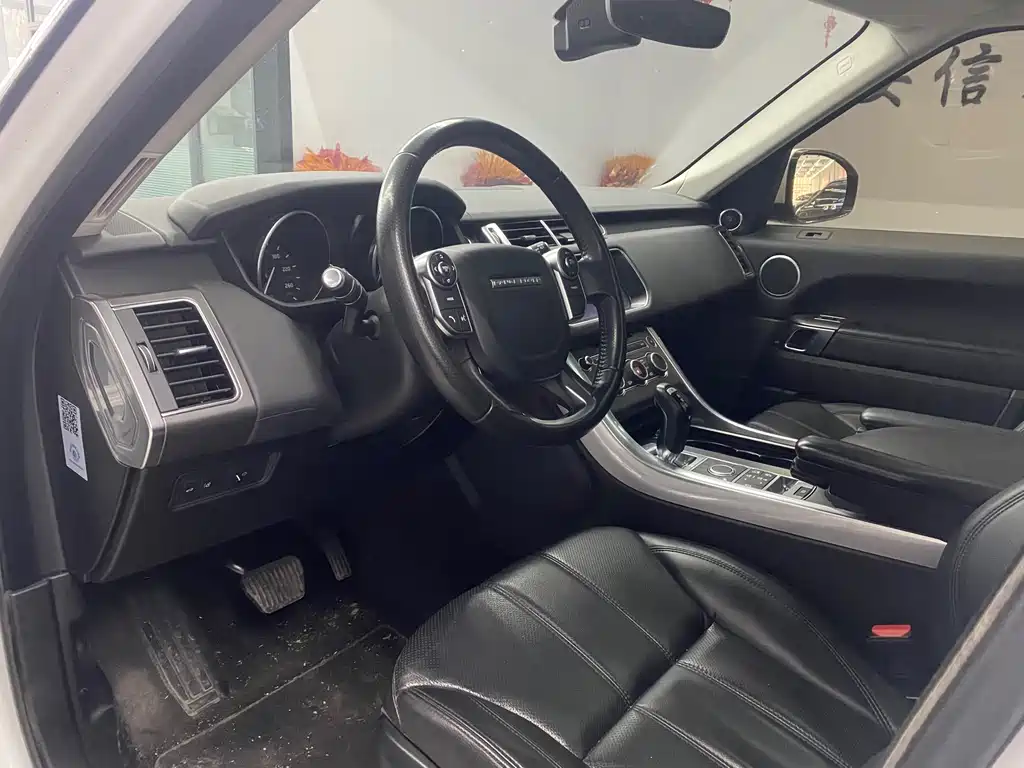 Range Rover Sport 2017 3.0 SC V6 SE купить на сайте DeffCars