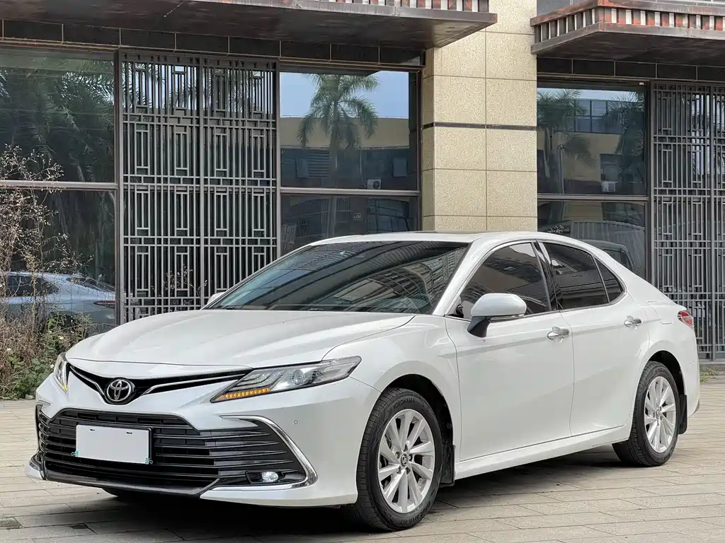 Camry 2021 2.0G Deluxe Edition купить на сайте DeffCars