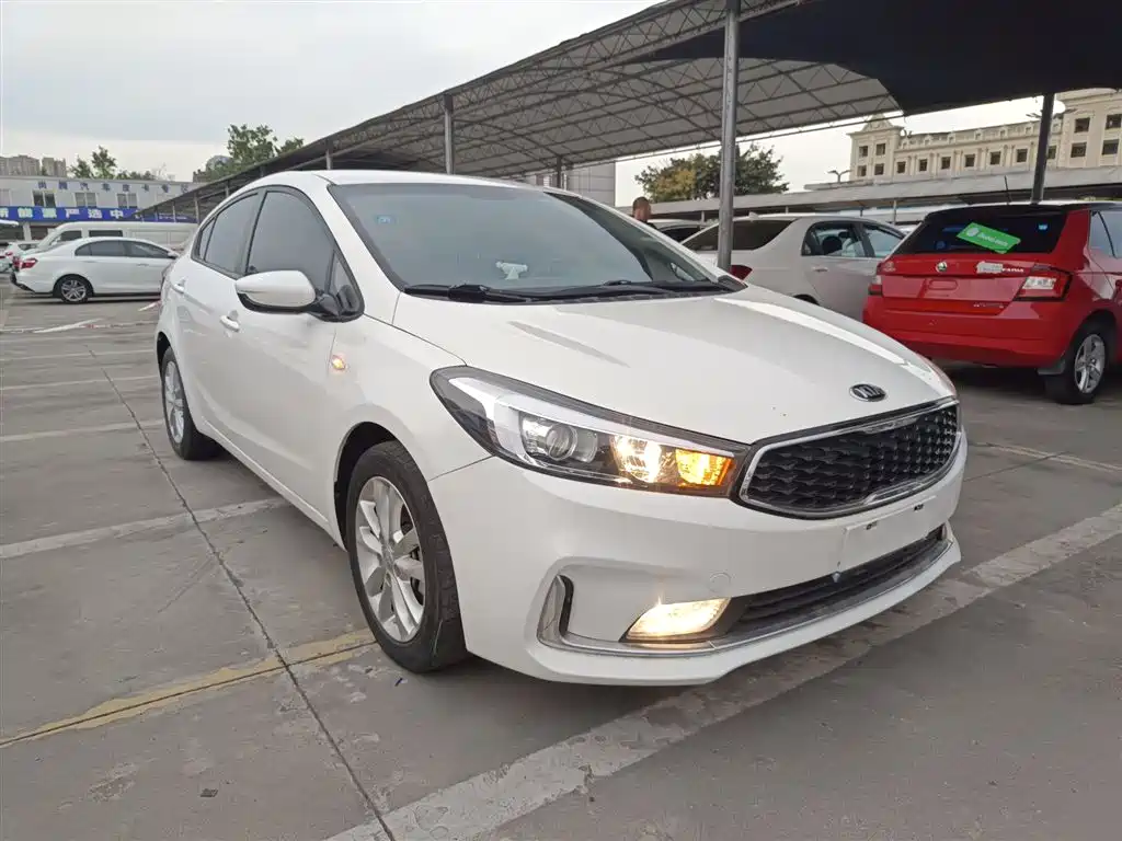 Kia K3 2017 1.6L Automatic 15th Anniversary Special Edition GLS купить на сайте DeffCars