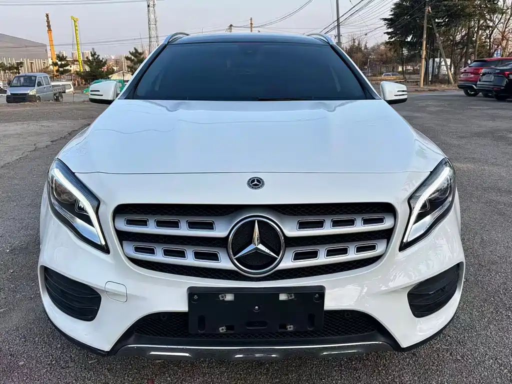 Mercedes-Benz GLA 2019 GLA 200 Fashion Model купить на сайте DeffCars