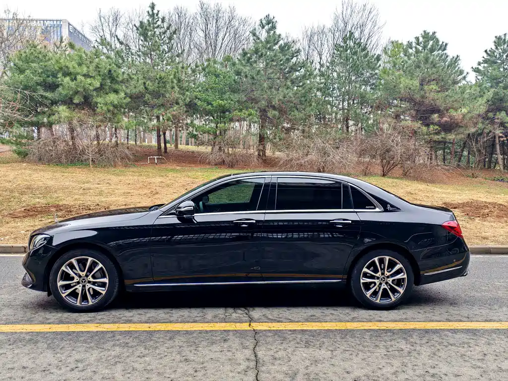 Mercedes-Benz E-Class 2019 E 300 L Luxury Model купить на сайте DeffCars