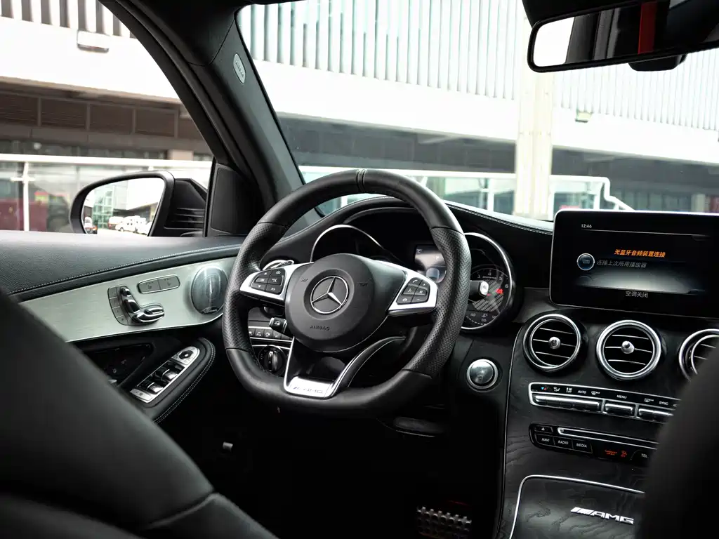 Mercedes-Benz GLC AMG 2018 AMG GLC 63 4MATIC+ купить на сайте DeffCars