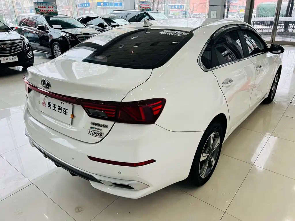 Kia K3 2020 1.5L CVT cutting-edge sunroof version купить на сайте DeffCars