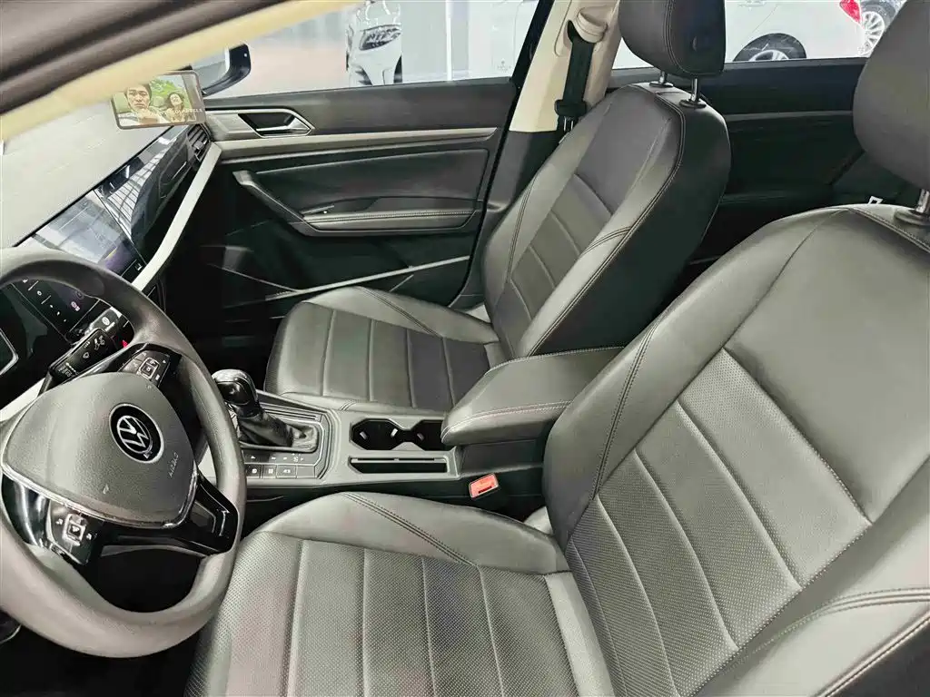 Lavida 2021 1.5L automatic comfort version купить на сайте DeffCars