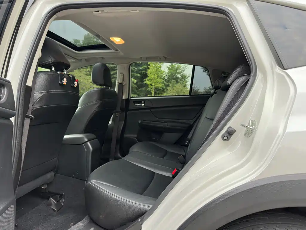 Subaru XV 2012款 2.0i 精英版 купить на сайте DeffCars