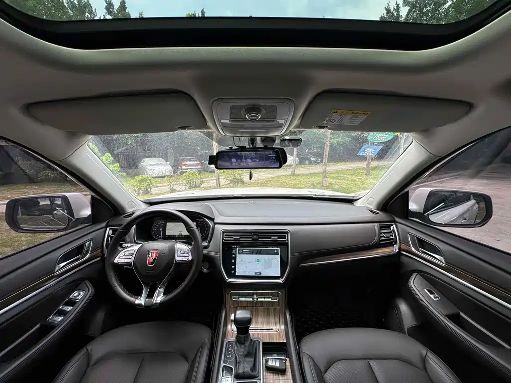 Roewe RX8 2019 30T Intelligent Network 2WD Super Flagship Edition купить на сайте DeffCars