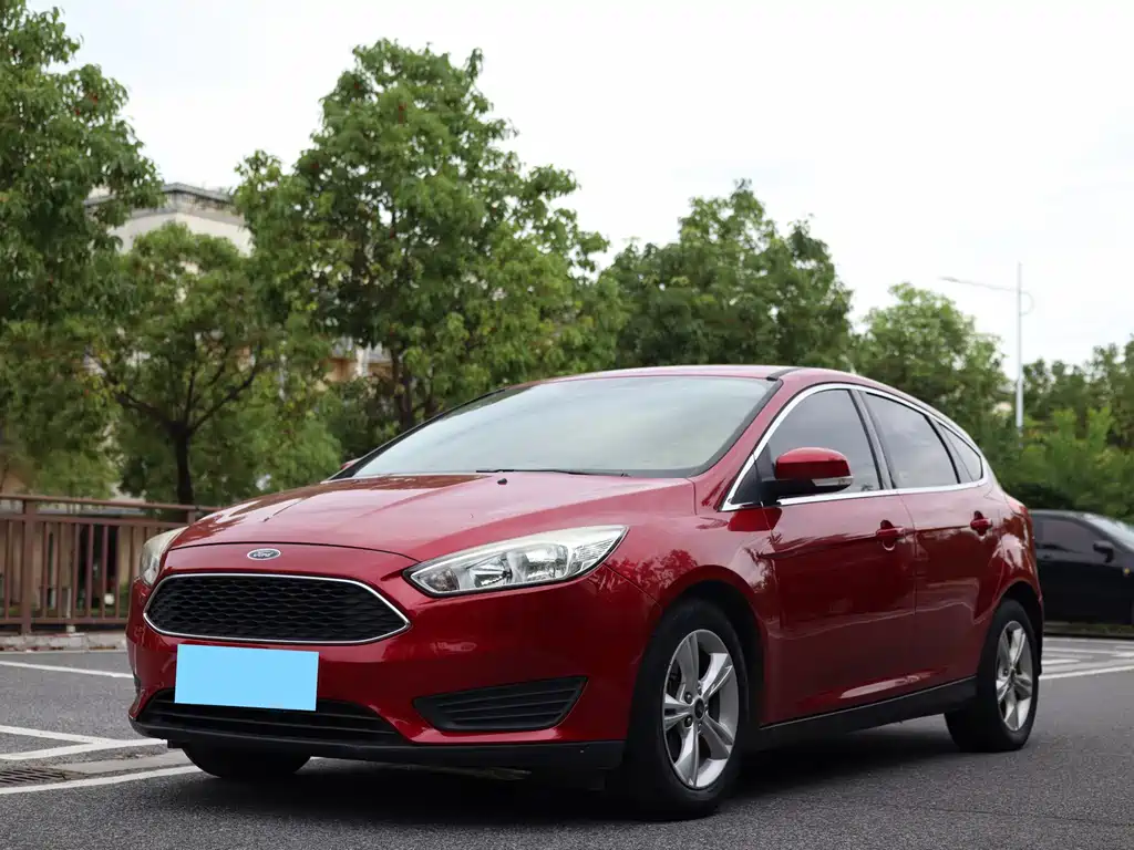 Focus 2018 Hatchback Classic 1.6L Automatic Comfort Smart Mobility Edition купить на сайте DeffCars