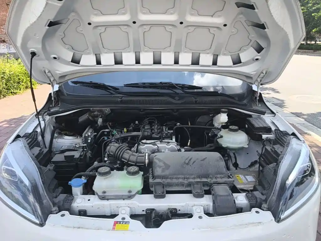 Wuling Hongguang New Energy 2025 Extended Range Hybrid 50KM Comfort Type купить на сайте DeffCars