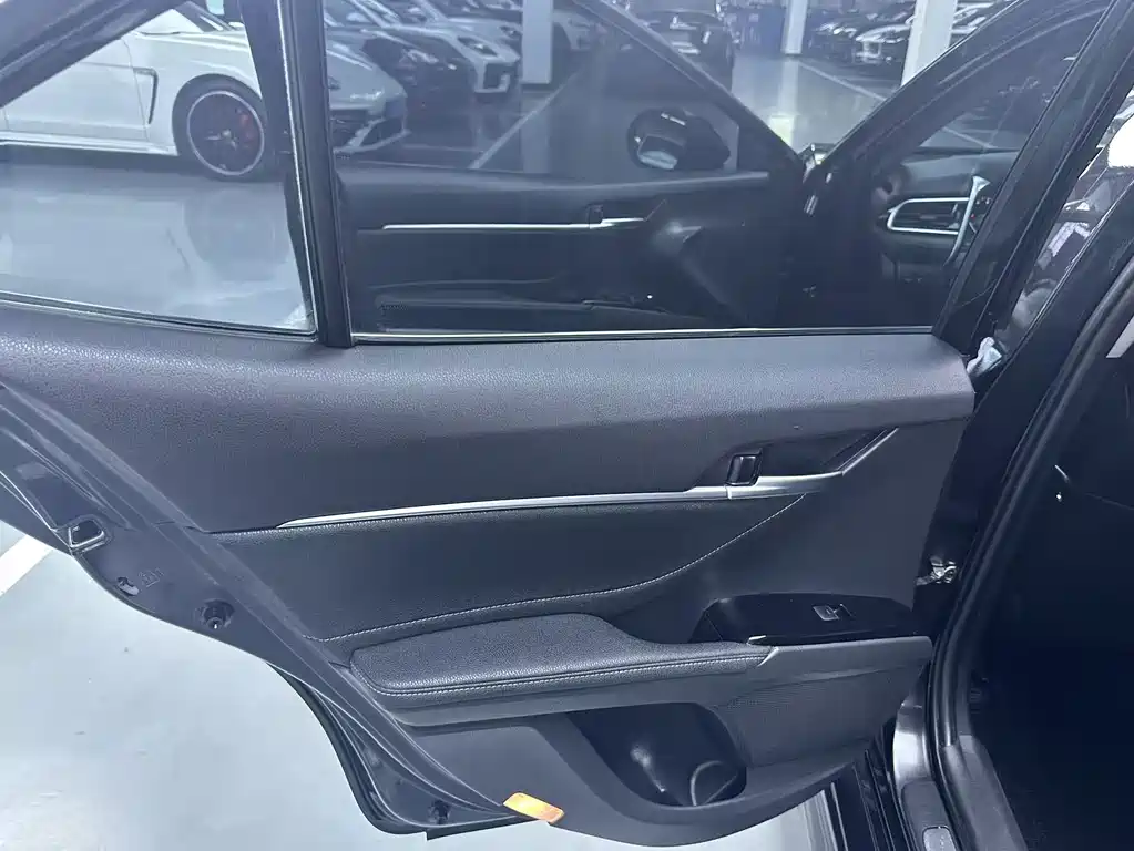 Camry 2022 2.0S Knight Edition купить на сайте DeffCars