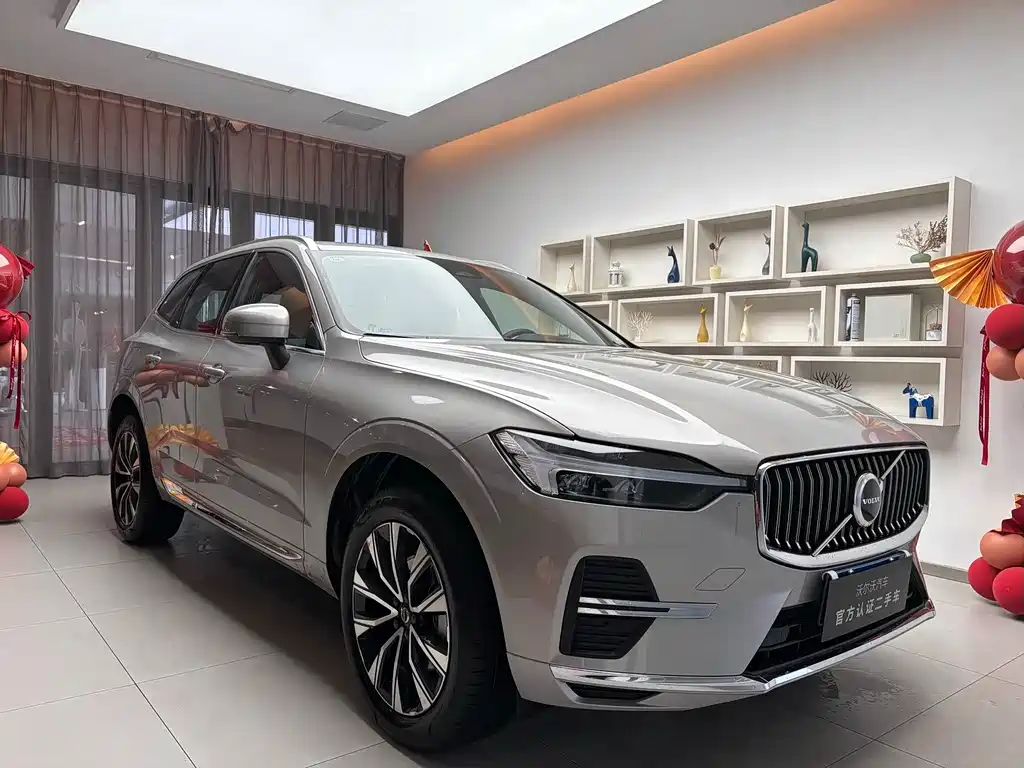 Volvo XC60 2025 B5 four-wheel drive Zhiyuan luxury version купить на сайте DeffCars
