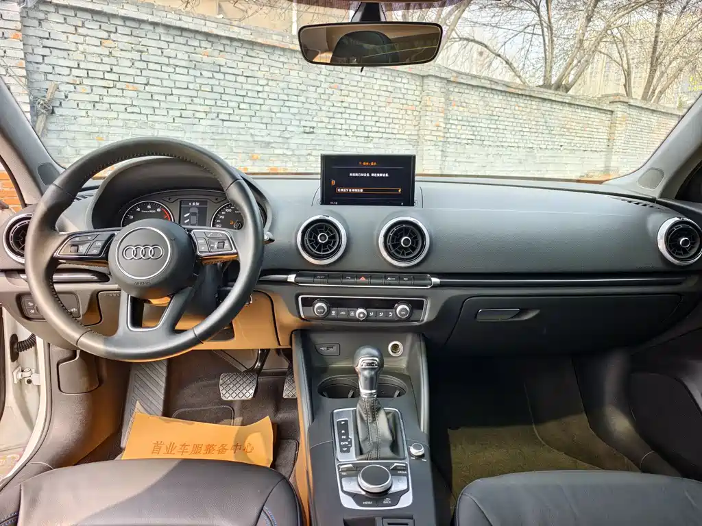 Audi A3 2019 Limousine 35 TFSI Fashion Type National V купить на сайте DeffCars