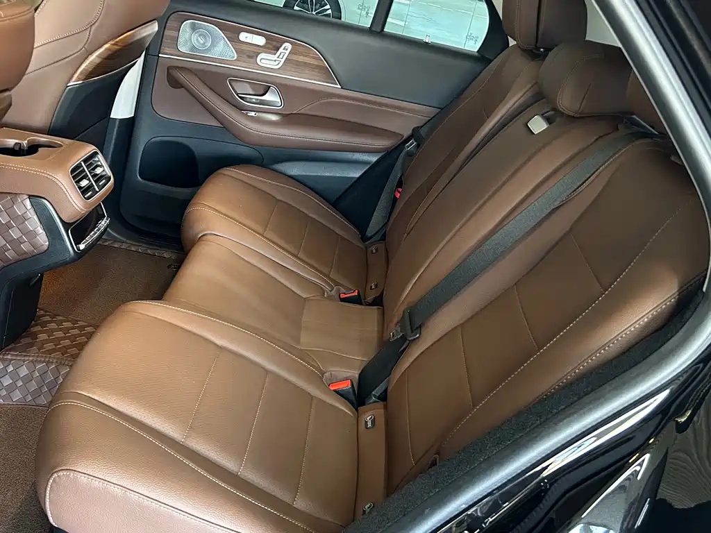 Mercedes-Benz GLE New Energy 2024 GLE 400 e 4MATIC купить на сайте DeffCars