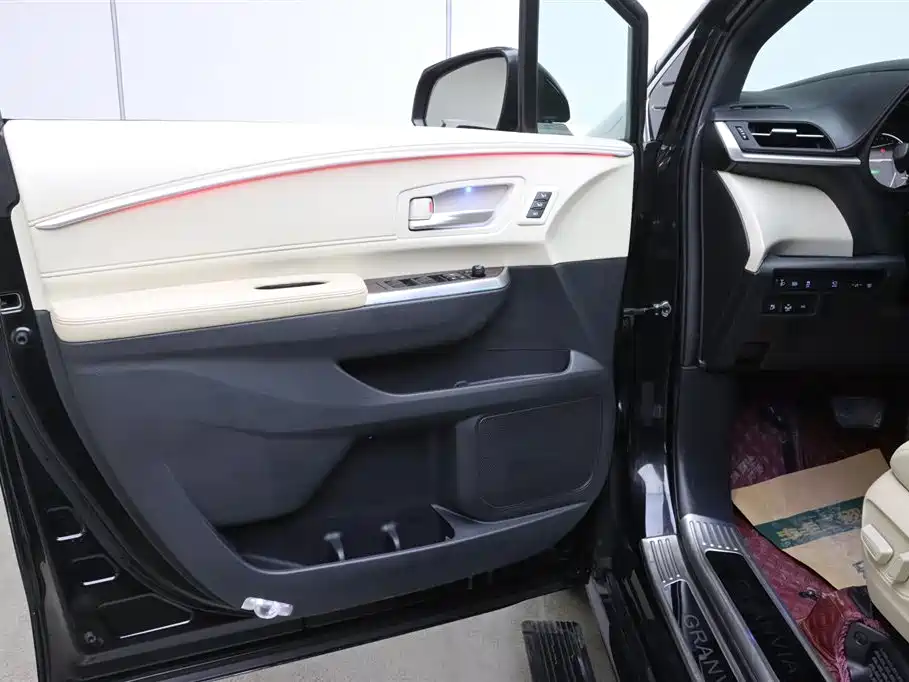 Grevia 2022 2.5L Hybrid Premium Edition купить на сайте DeffCars