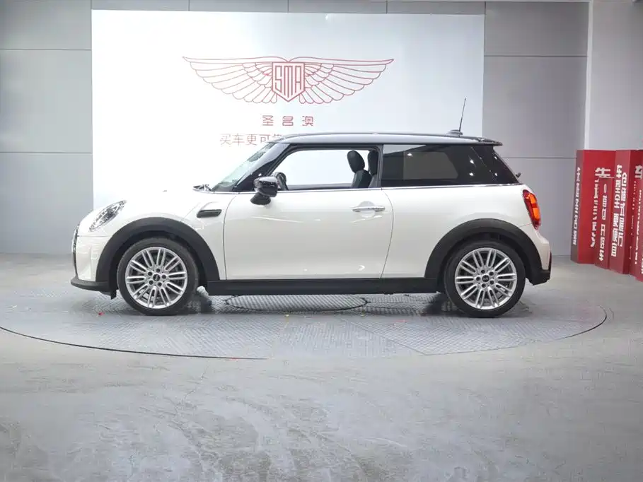 MINI 2023 facelift 1.5T COOPER artist купить на сайте DeffCars