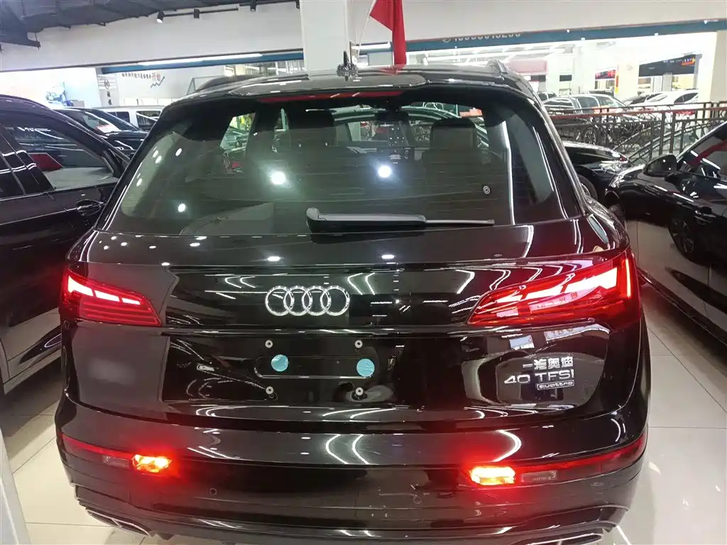 Audi Q5L 2024 40 TFSI luxury and dynamic model купить на сайте DeffCars