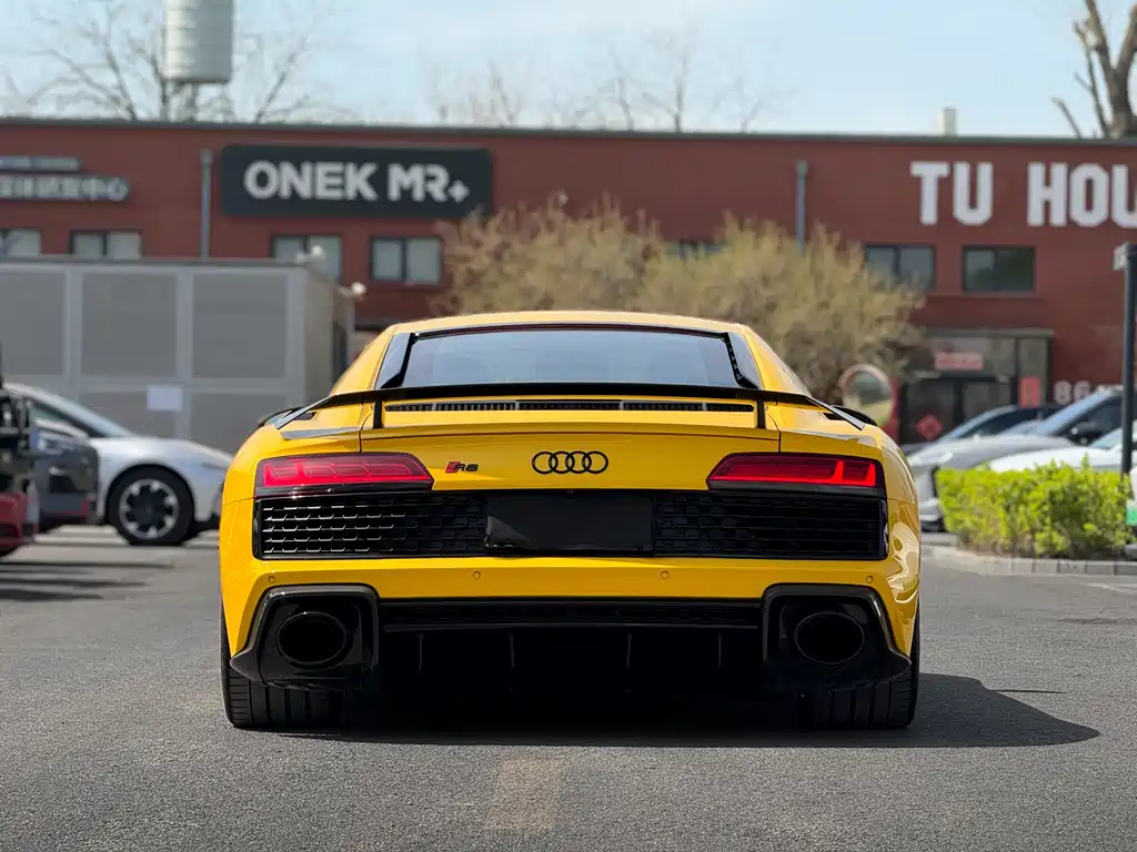 Audi R8 2022 V10 Coupe performance купить на сайте DeffCars