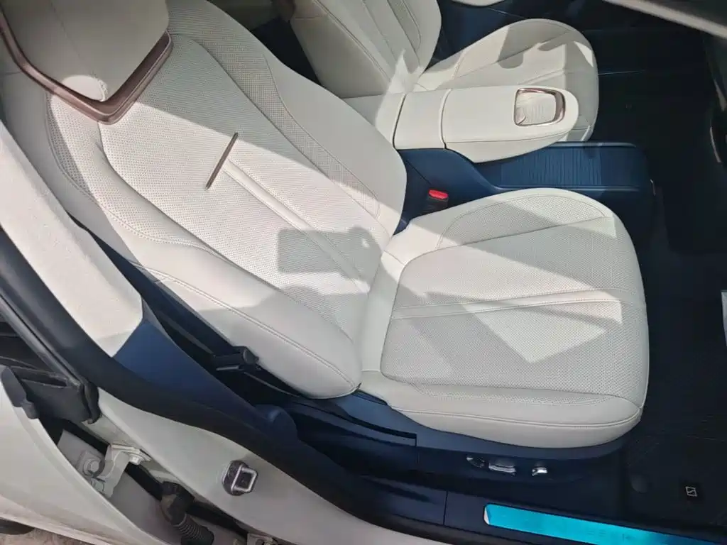 Jikrypton X 2025 five-seater rear-wheel drive version купить на сайте DeffCars