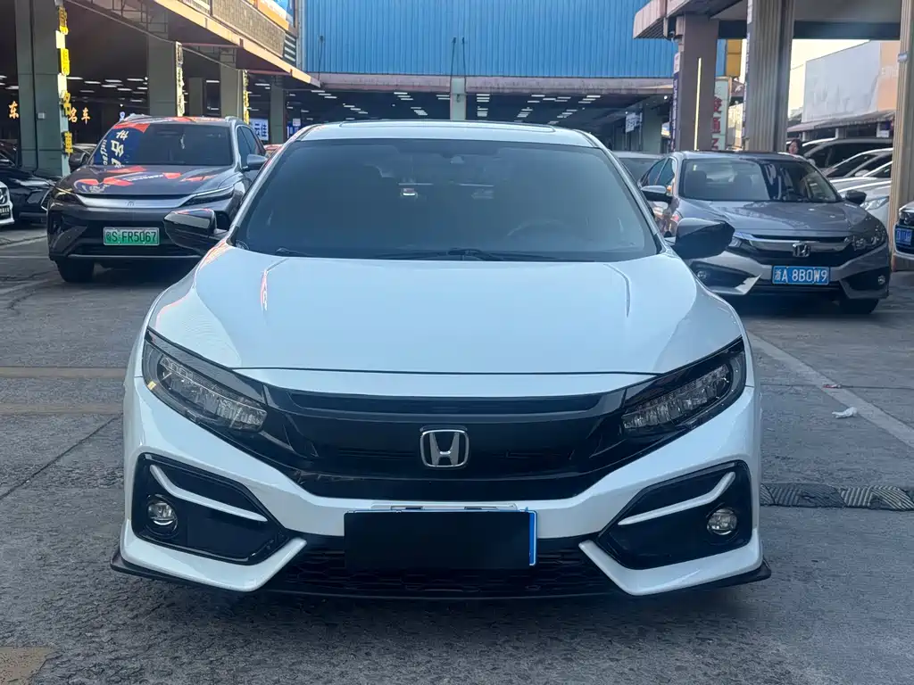 Civic 2021 HATCHBACK 220TURBO CVT cool control купить на сайте DeffCars