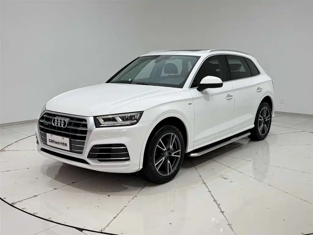 Audi Q5L 2018 45 TFSI Exclusive Fashion Model National V купить на сайте DeffCars