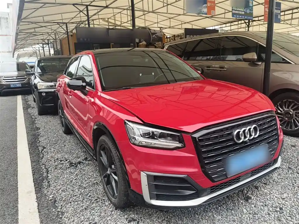 Audi Q2L 2018 35 TFSI launches exclusive version, National VI купить на сайте DeffCars