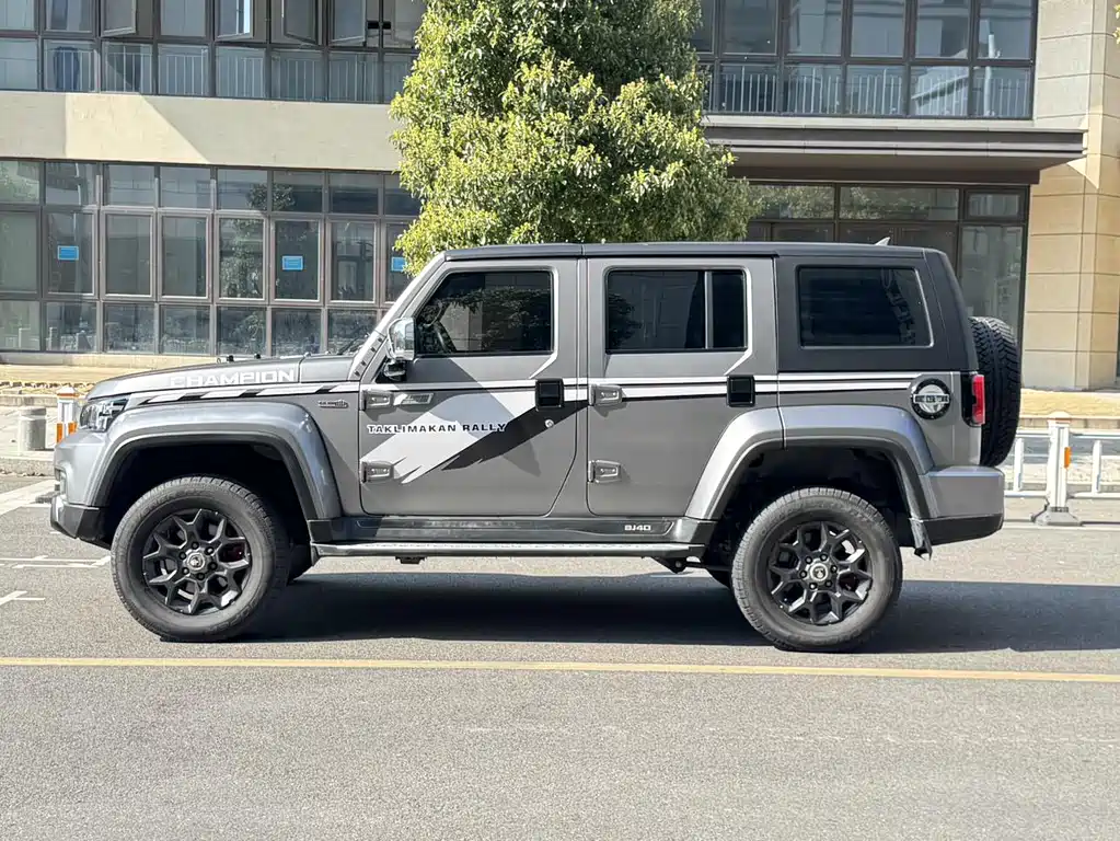 Beijing off-road BJ40 2021 2.0T automatic four-wheel drive ring tower championship version купить на сайте DeffCars