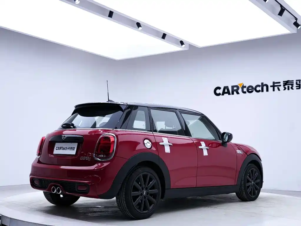 MINI 2019 2.0T COOPER S Classic Five-Door Edition купить на сайте DeffCars