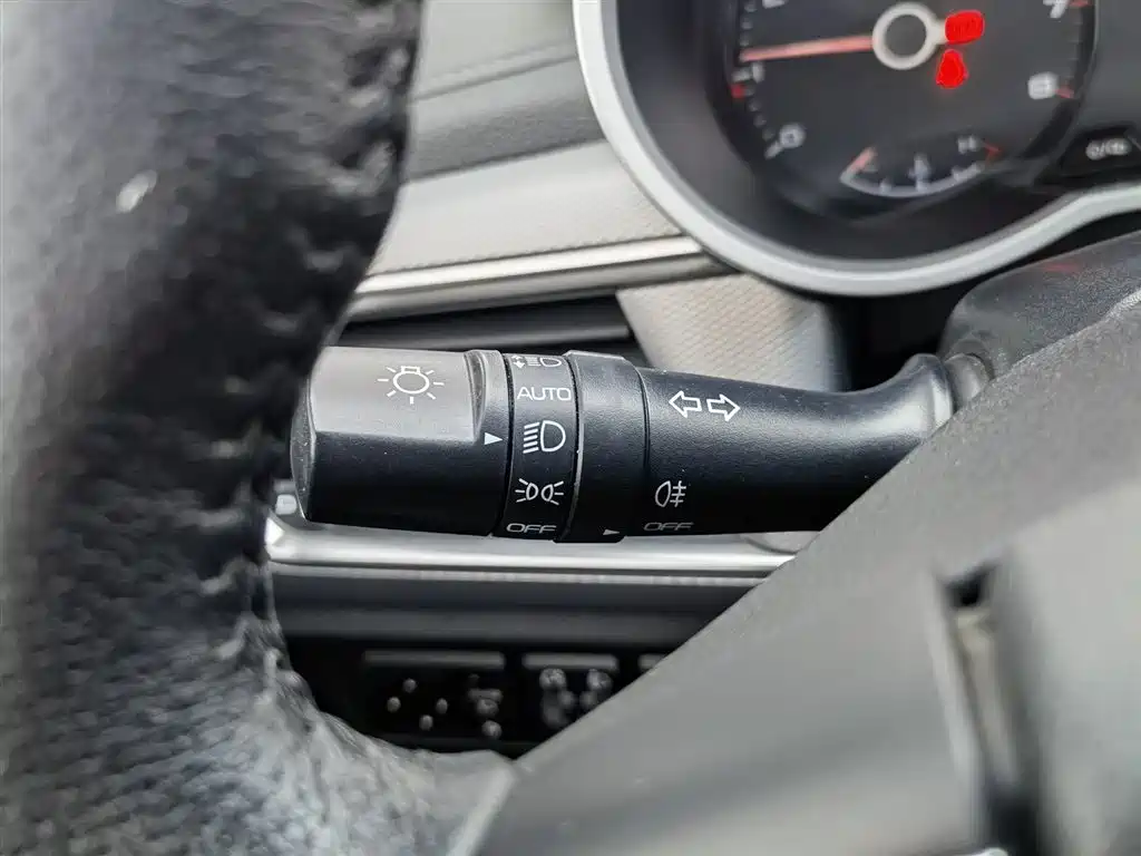 Emgrand GS 2018 Sports Edition 1.4T Automatic Premium Model купить на сайте DeffCars