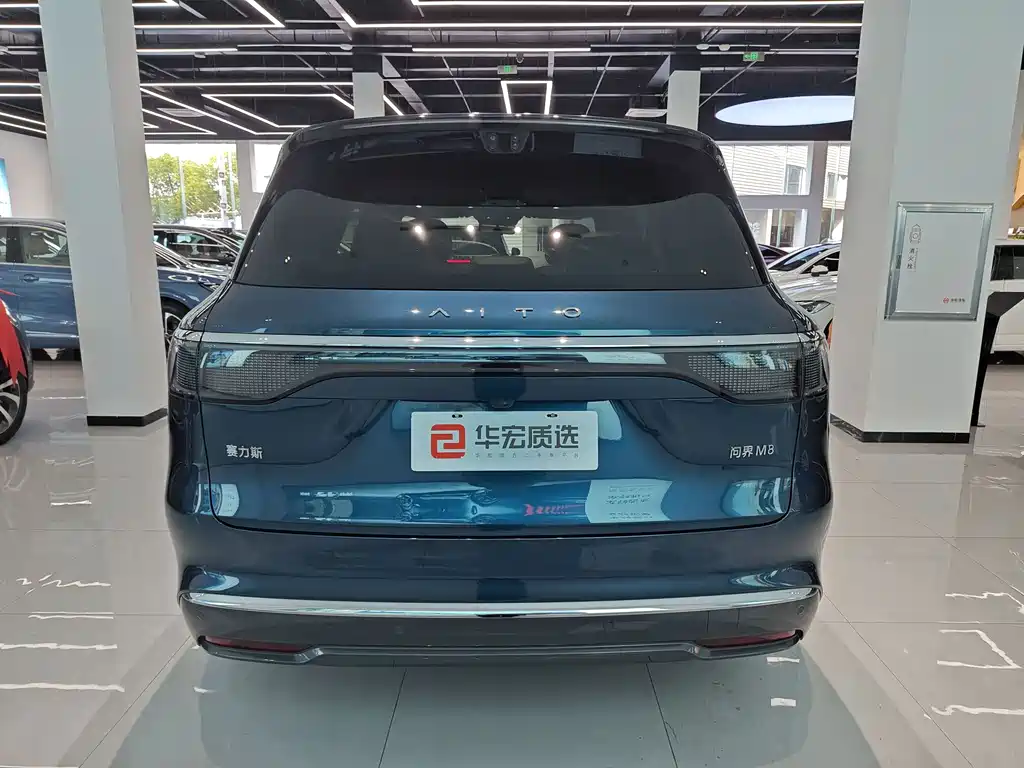Wenjie M8 2025 extended range Ultra version 53.4kWh 5-seater version 192-line lidar) купить на сайте DeffCars