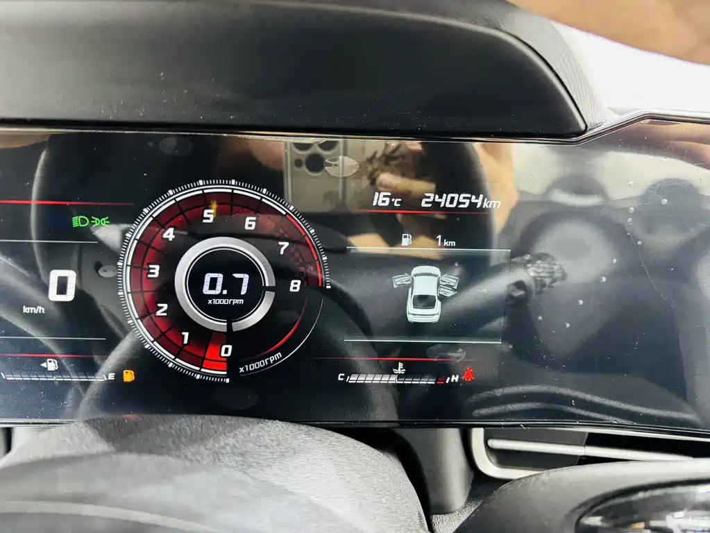 Elantra 2022 1.5L CVT LUX Premium Edition купить на сайте DeffCars