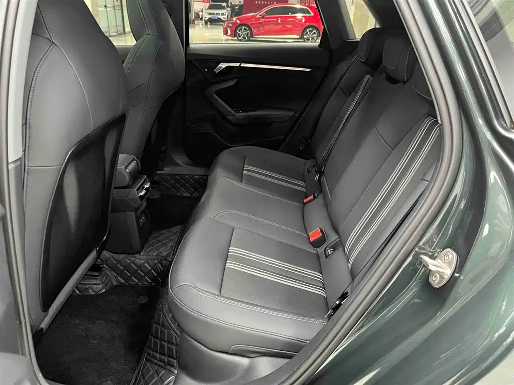Audi A3 2023 facelift Sportback 35 TFSI stylish and sporty купить на сайте DeffCars