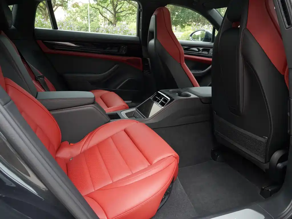 Panamera 2024 Panamera 4 Executive Extended Edition 2.9T купить на сайте DeffCars