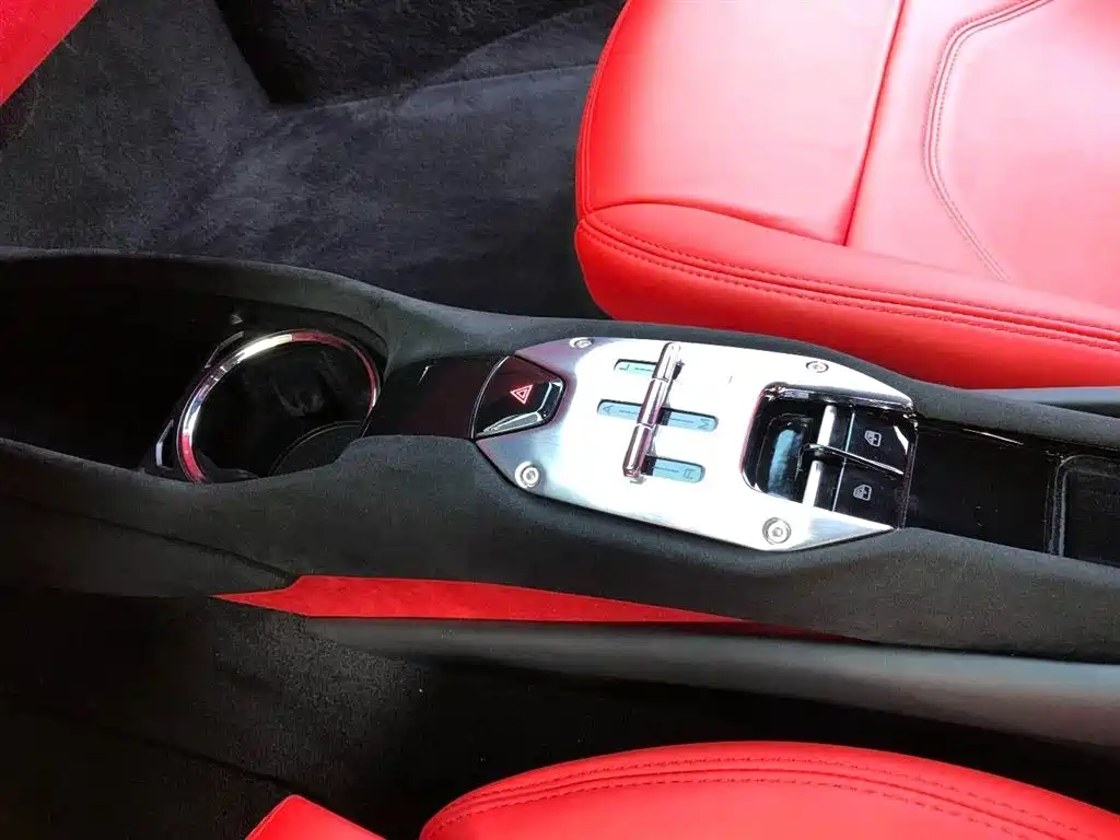 Ferrari 296 2021 3.0T V6 GTB купить на сайте DeffCars